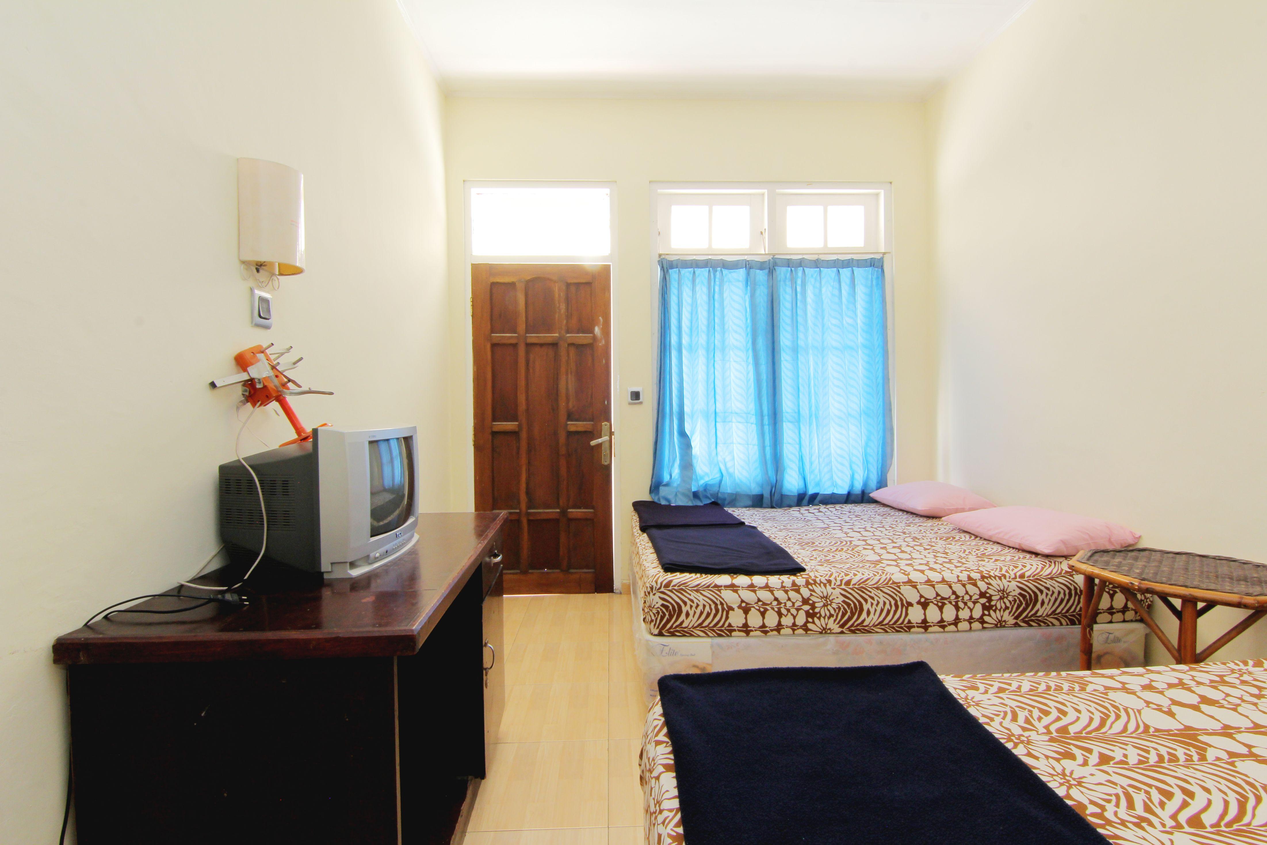 Hotel Wijaya 3 กาลีอูรัง ภายนอก รูปภาพ