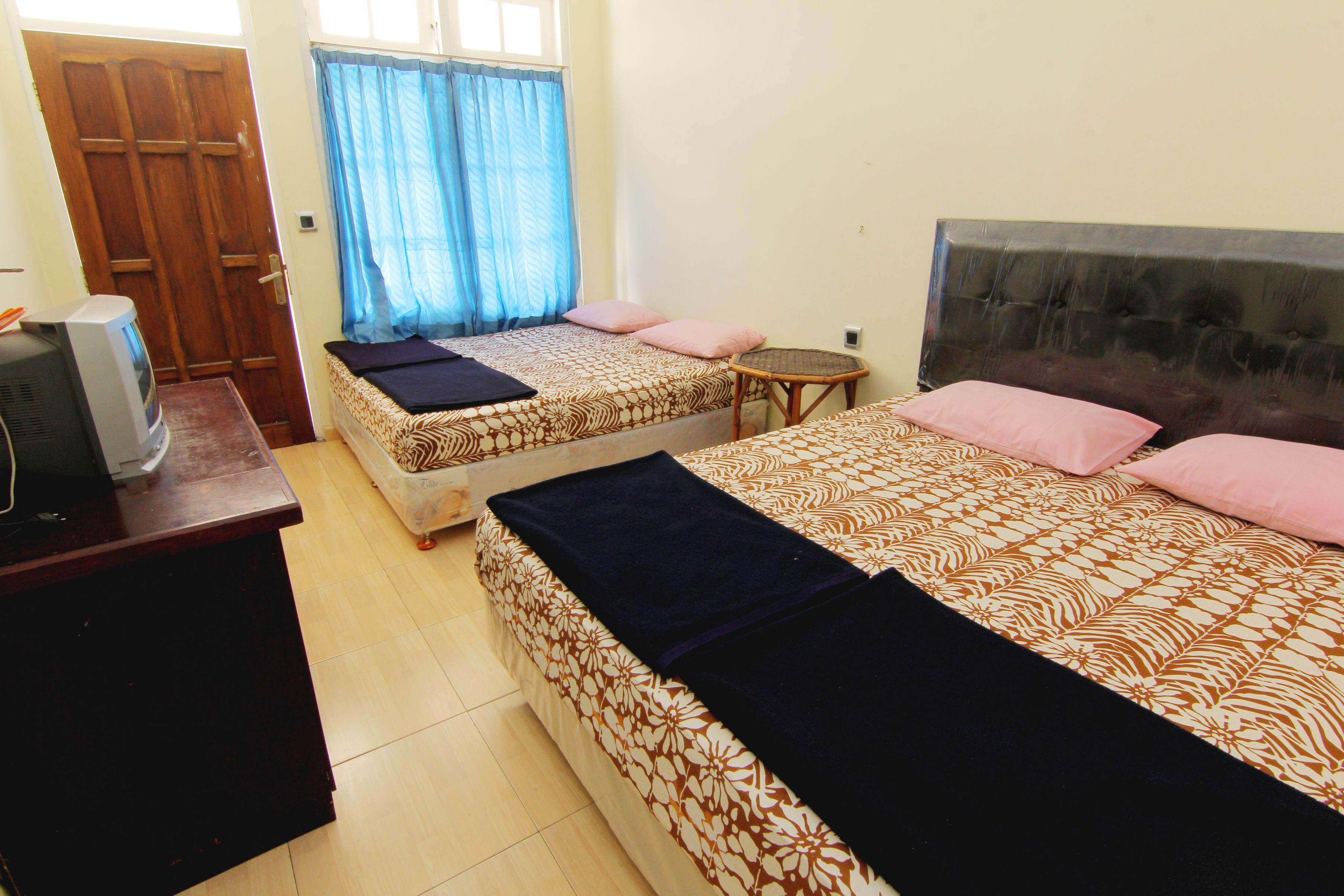 Hotel Wijaya 3 กาลีอูรัง ภายนอก รูปภาพ